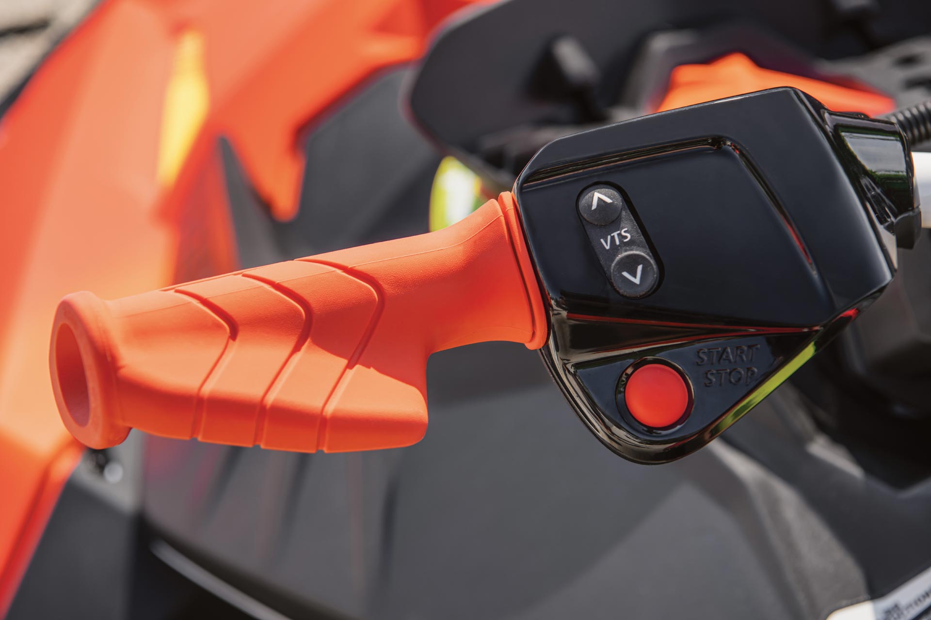 Sea-Doo - Variables Trimmsystem VTS mit 295100704_Variables Trimmsystem VTS mit