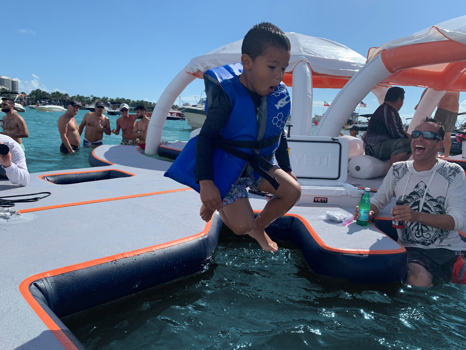 YachtBeach - Yachtbeach Aqua Banas - Com 20323yb_Yachtbeach Aqua Banas - Command