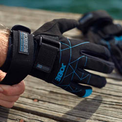 341017003db_Grip Gloves Herren