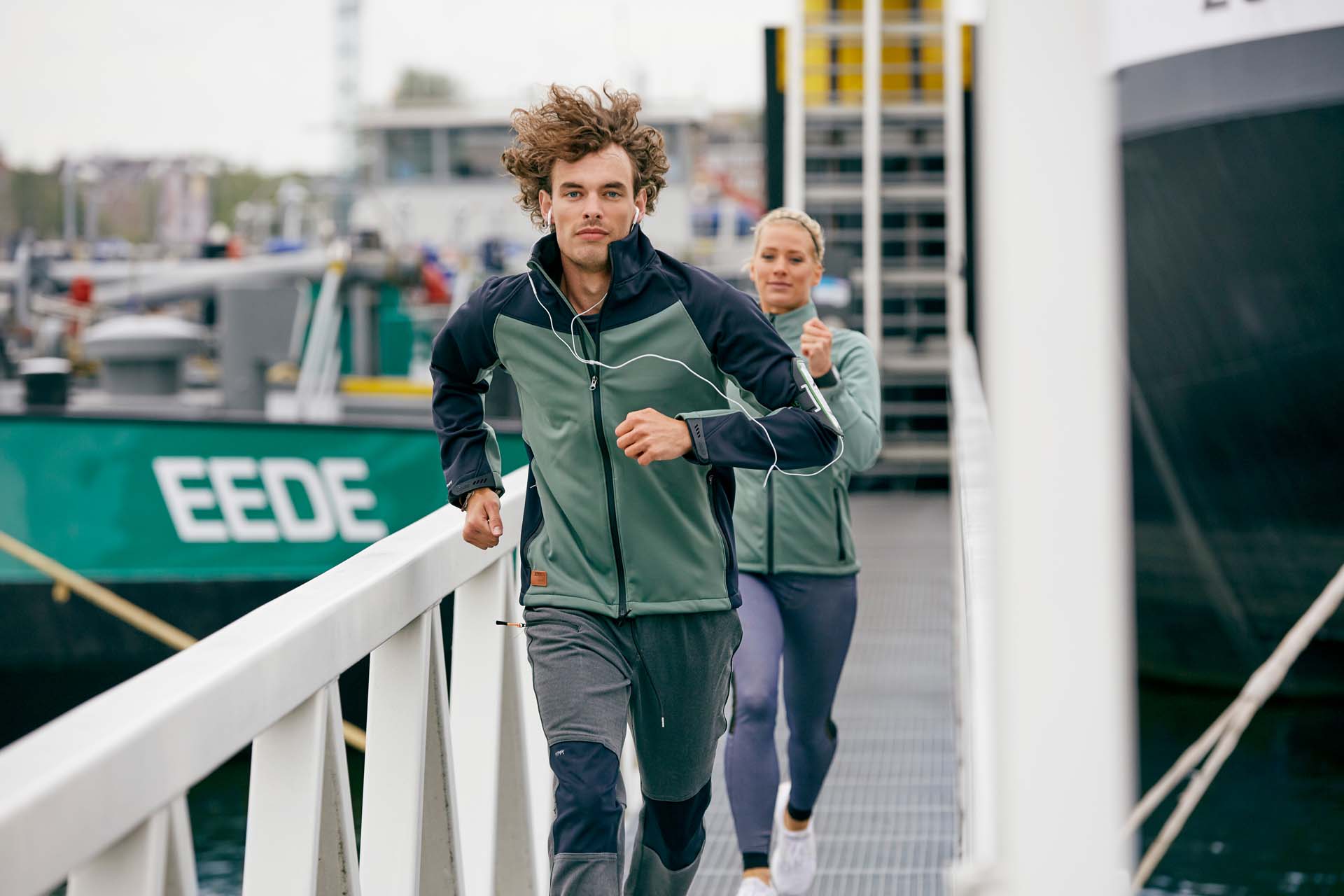 595317001db_Discover Jacket 