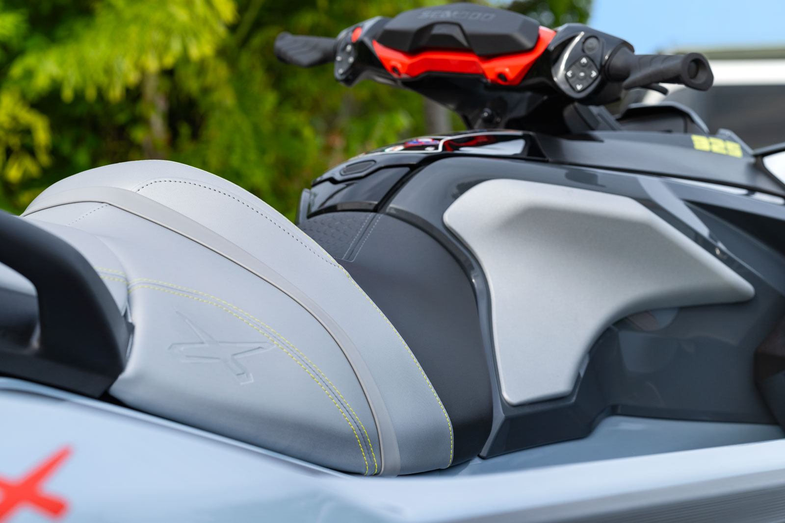 Sea-Doo - RXT-X 325 Tech Package rxt325xim2026_RXT-X 325 Tech Package