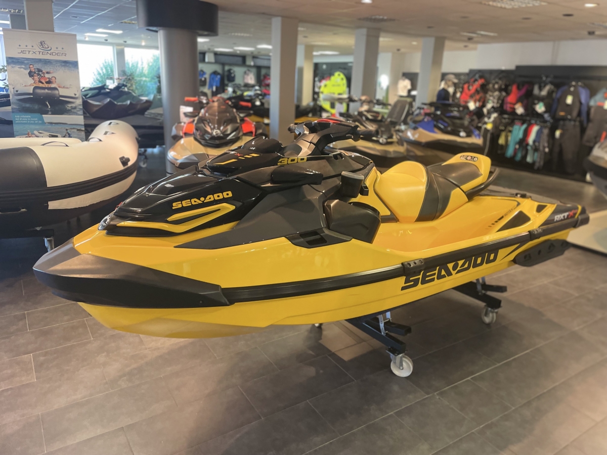 Sea-Doo - RXT-X 300 2022 rxt300rsy2022g_RXT-X 300 2022
