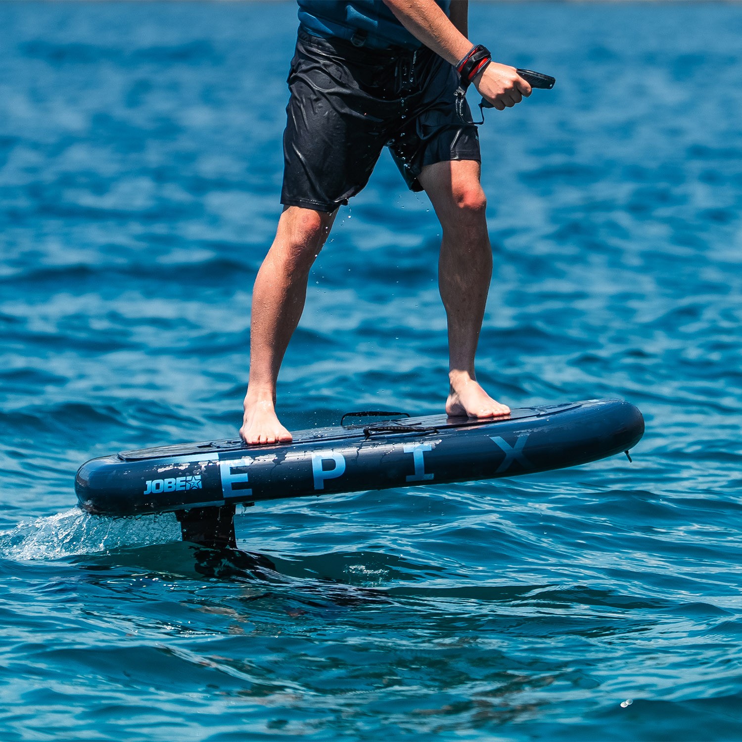 638826001-actionshot-4-big