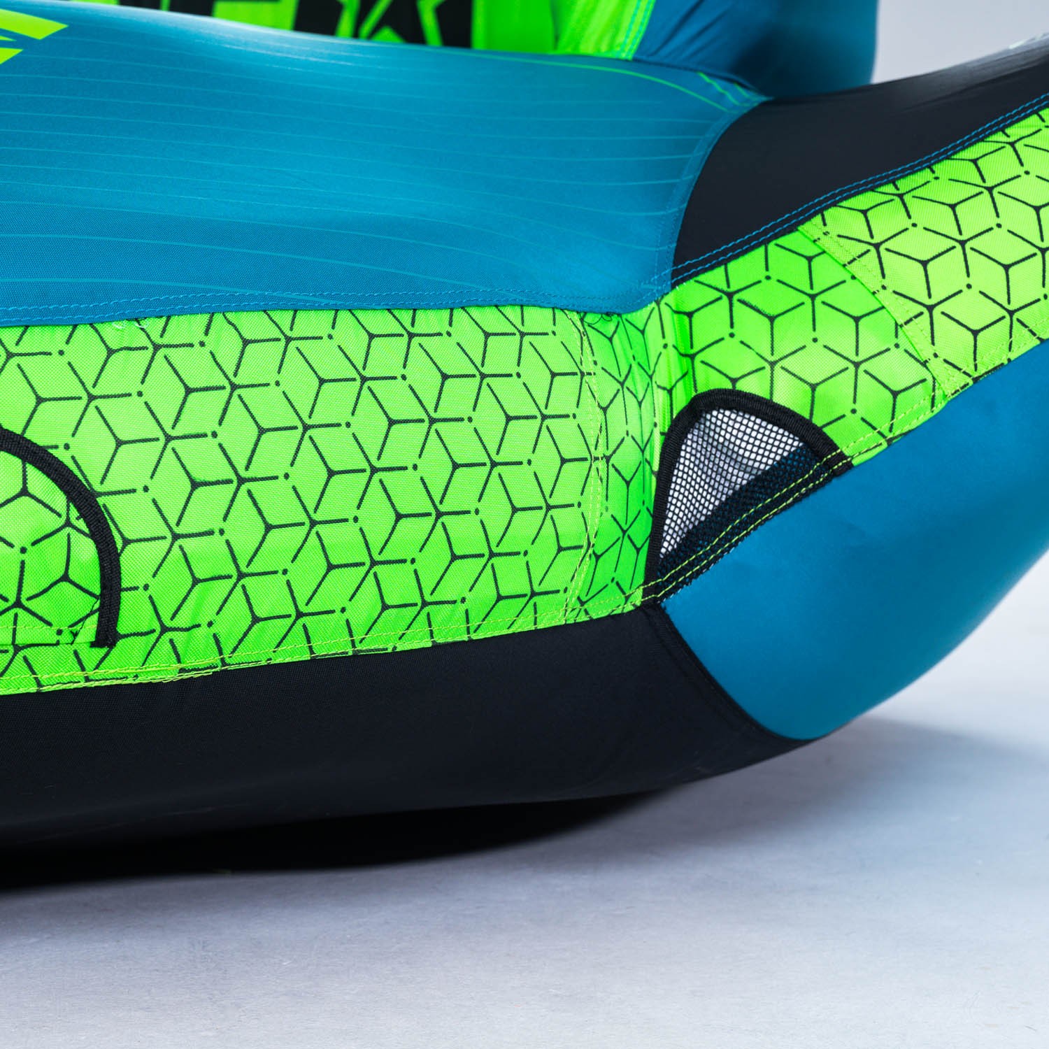 Jobe - Binar 230223001db_Binar