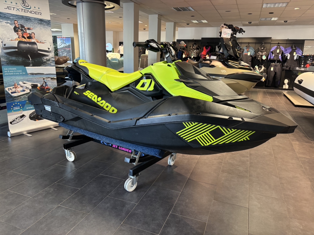 Sea-Doo - Spark Trixx 3up 2023 sp390tg2023g_Spark Trixx 3up 2023