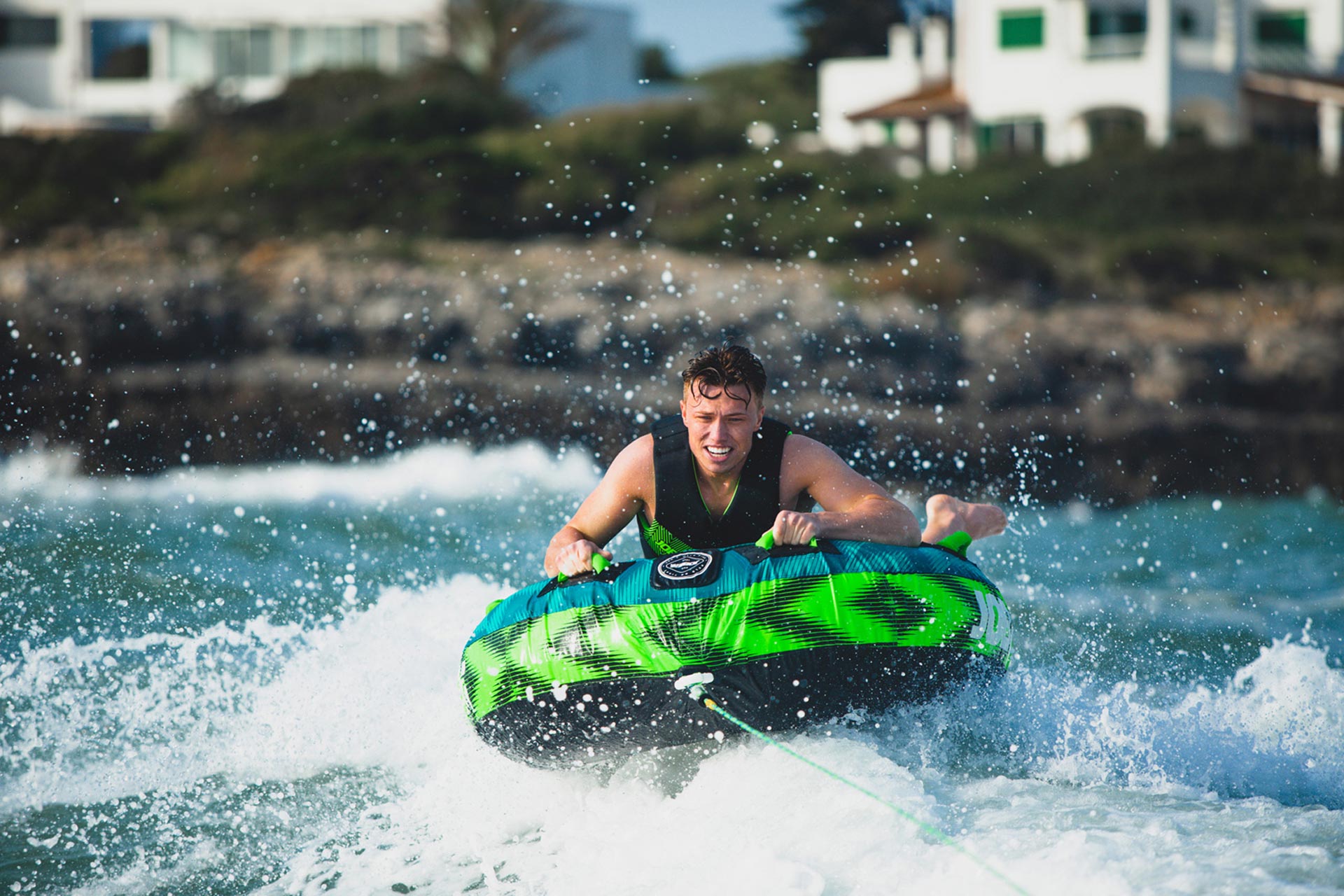 Jobe - Hotseat 230120008db_Hotseat