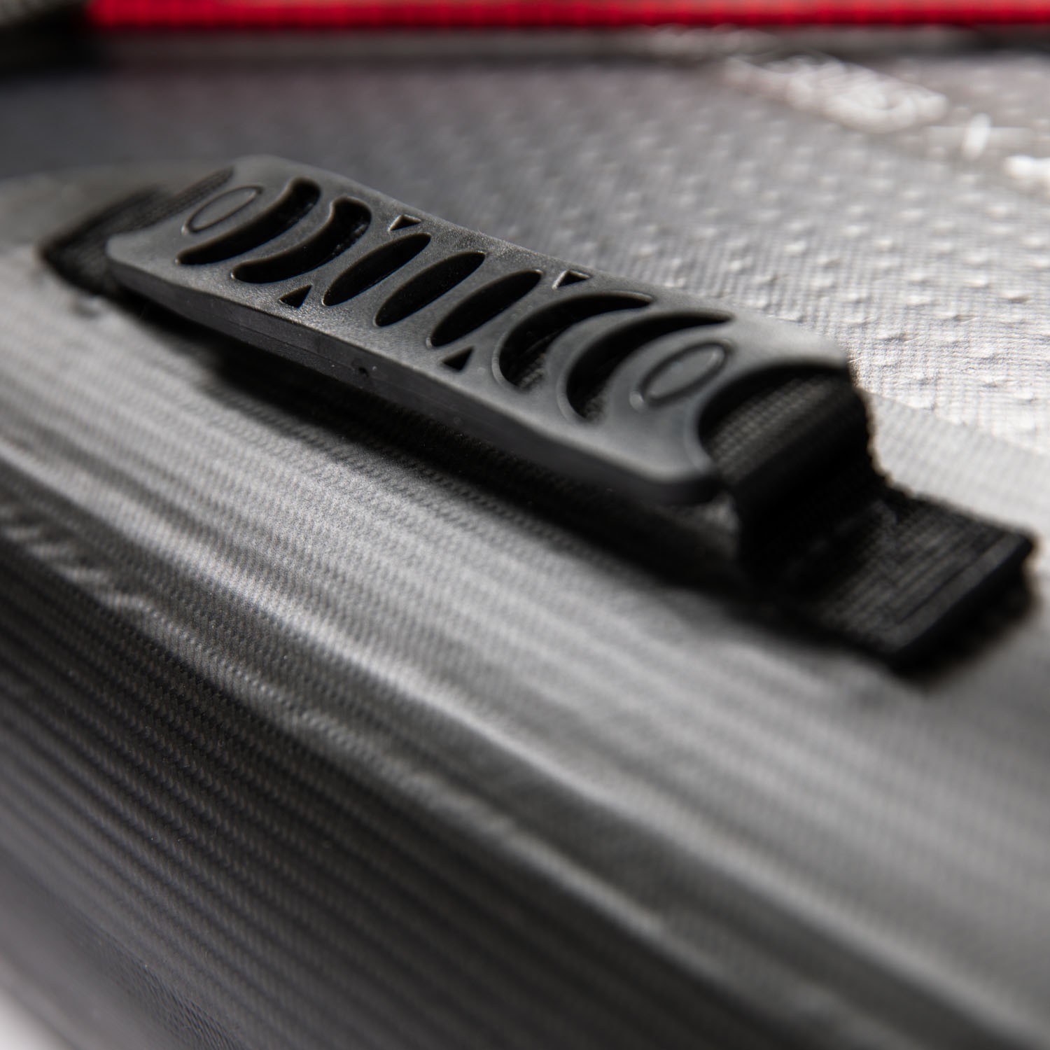 486423005db_BRABUS x Jobe Shadow 11.6 Ad