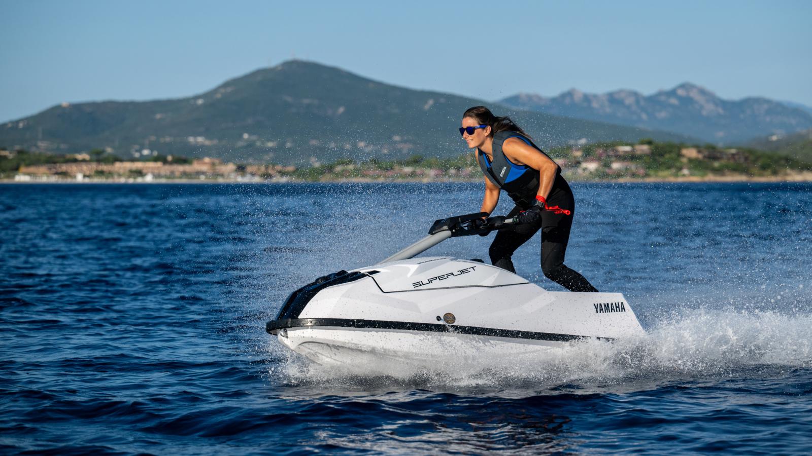 Yamaha - SuperJet 2023 F4P300050A_SuperJet 2023