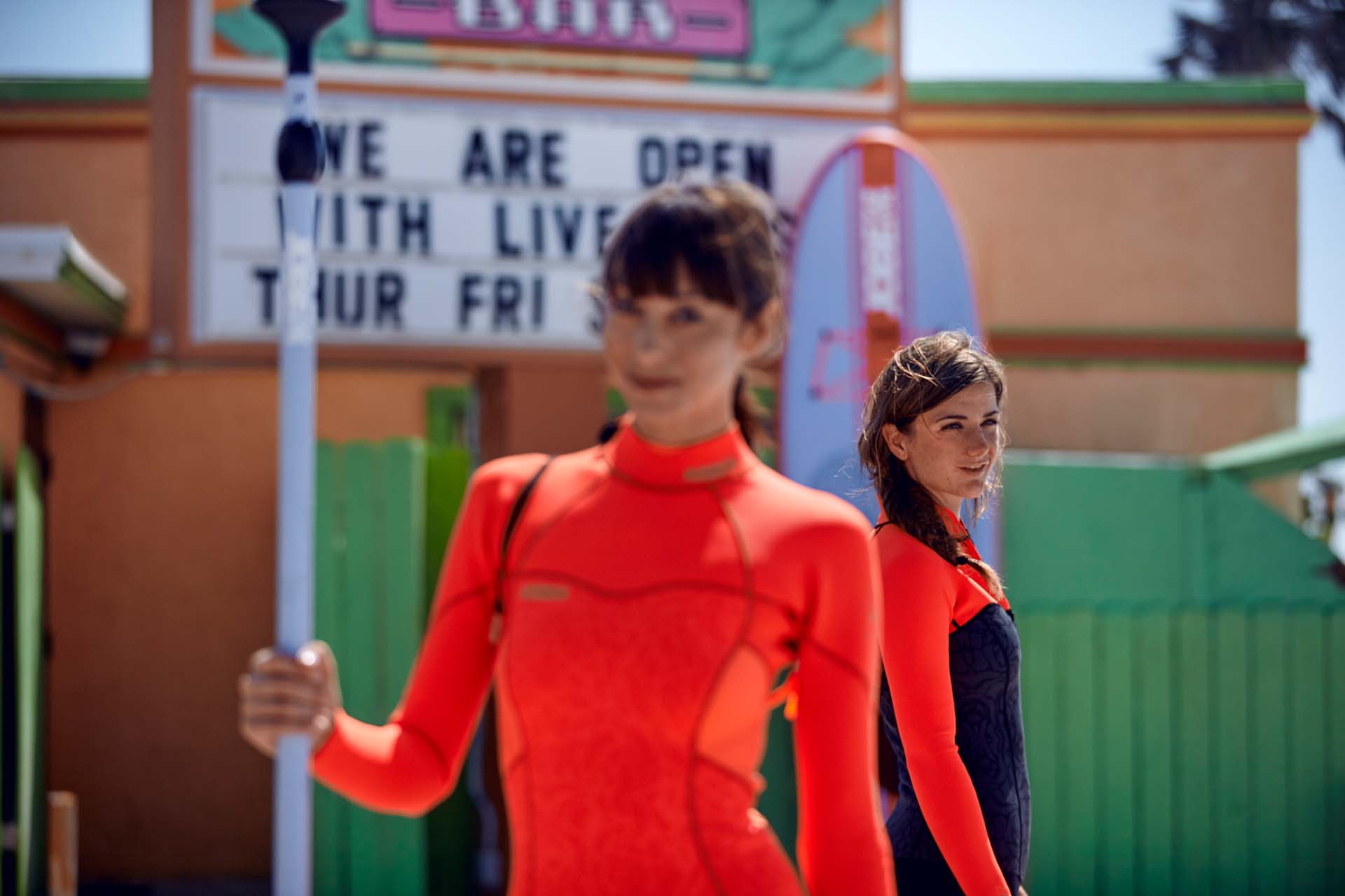 300018252db_Verona Top 1.5MM Fury Red
