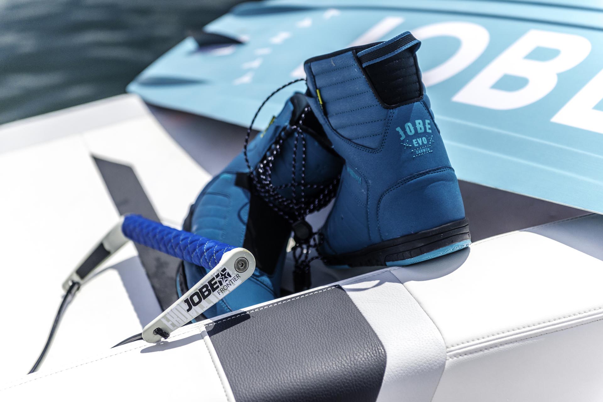 Jobe - Frontier Wake Handle
211317016db_Frontier Wake Handle