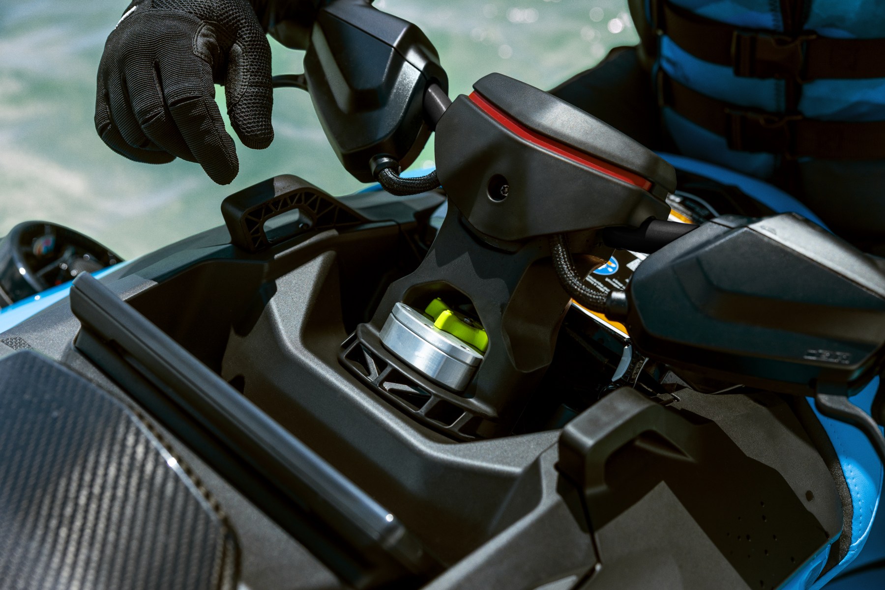 Sea-Doo - RXP-X 325 Tech Package rxp325xb2026_RXP-X 325 Tech Package